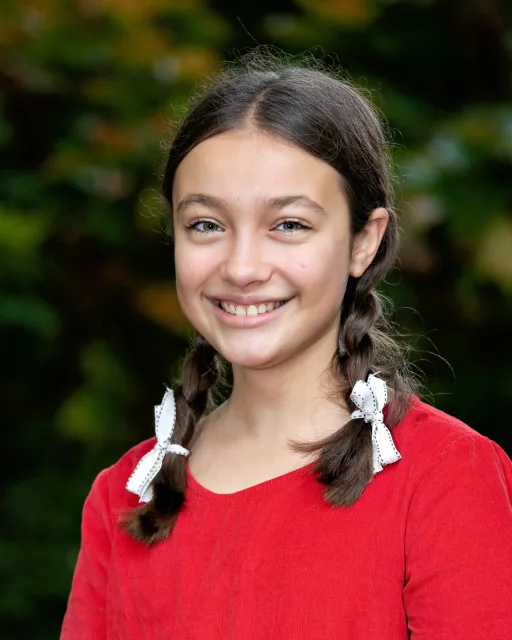 Julia Tchikine ’23